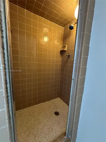 18041 Biscayne Boulevard Aventura FL 33160