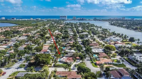 1147 Buchanan Street Hollywood FL 33019