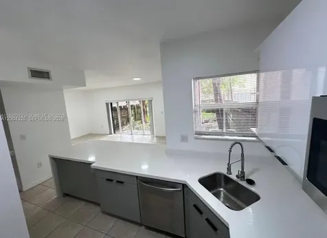 941 SW 6th Place Florida City FL 33034