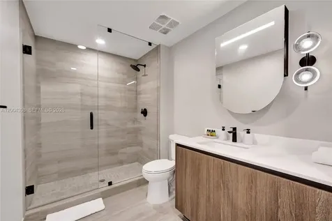 580 72nd Street Miami Beach FL 33141