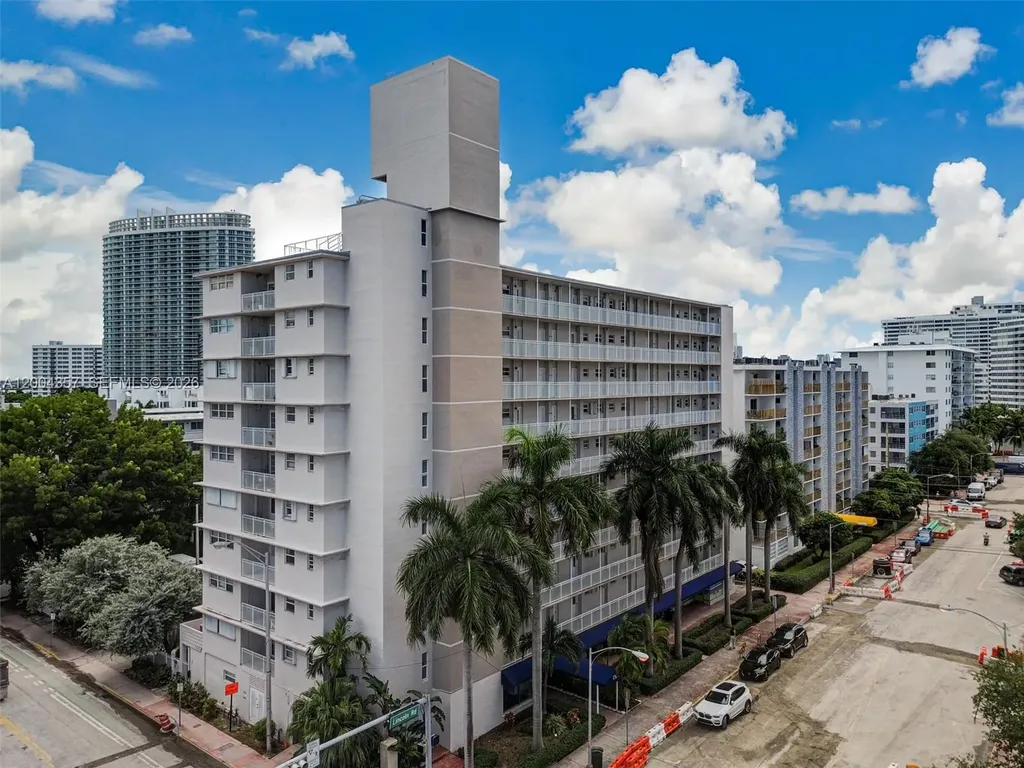 1300 Lincoln Road Miami Beach FL 33139