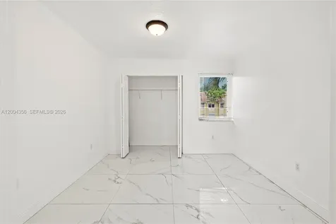 631 NW 79th Terrace Pembroke Pines FL 33024