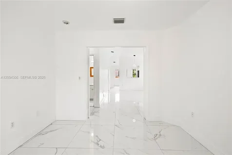 631 NW 79th Terrace Pembroke Pines FL 33024