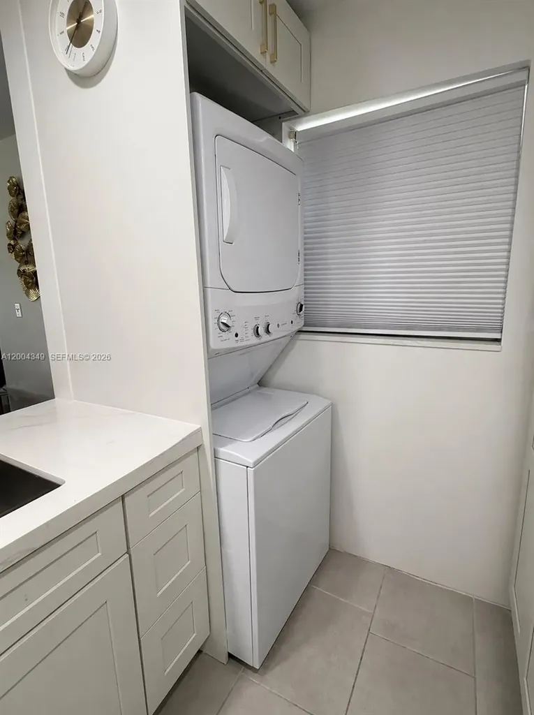 200 High Point Court E Delray Beach FL 33445
