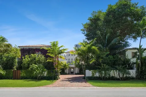 5763 Pine Tree Drive Miami Beach FL 33140