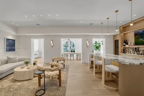 5763 Pine Tree Drive Miami Beach FL 33140
