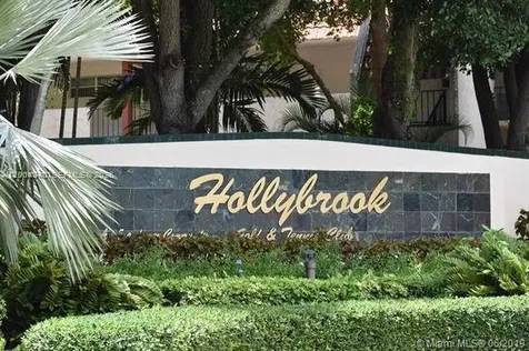 8962 S Hollybrook Boulevard Pembroke Pines FL 33025