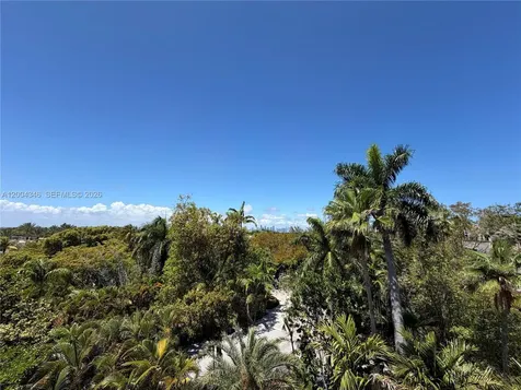 151 Crandon Boulevard Key Biscayne FL 33149