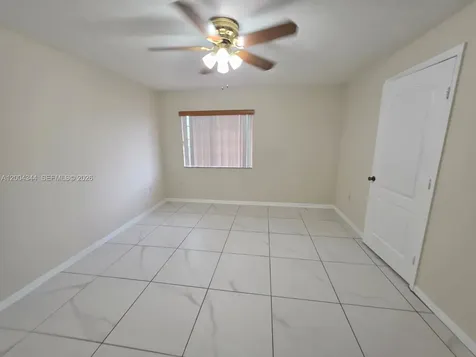 8412 NW 103rd Street Hialeah Gardens FL 33016