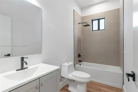 4519 NW 3th Street Miami FL 33126