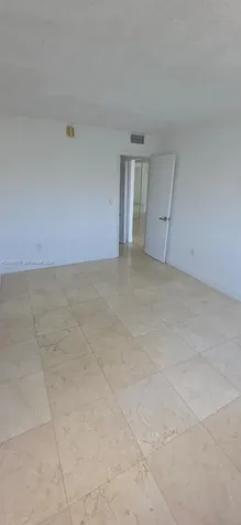 2750 NE 183rd Street Aventura FL 33160