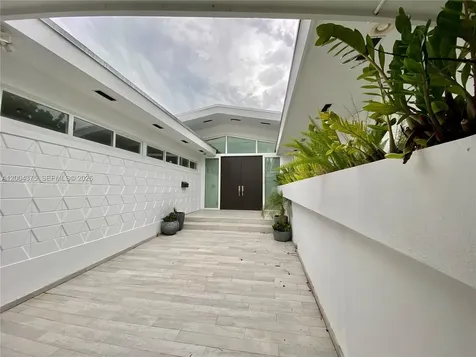 265 N Shore Drive Miami Beach FL 33141