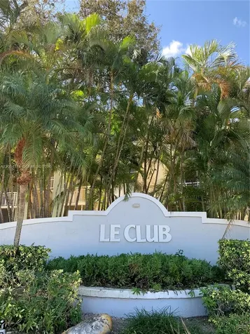 8660 SW 212th Street Cutler Bay FL 33189