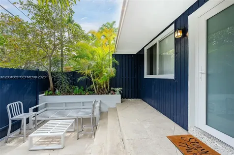 3100 Naomi Street Miami FL 33133