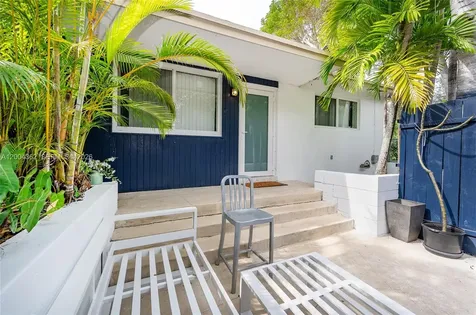 3100 Naomi Street Miami FL 33133