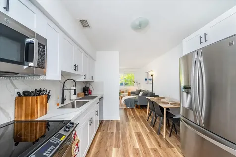 3100 Naomi Street Miami FL 33133