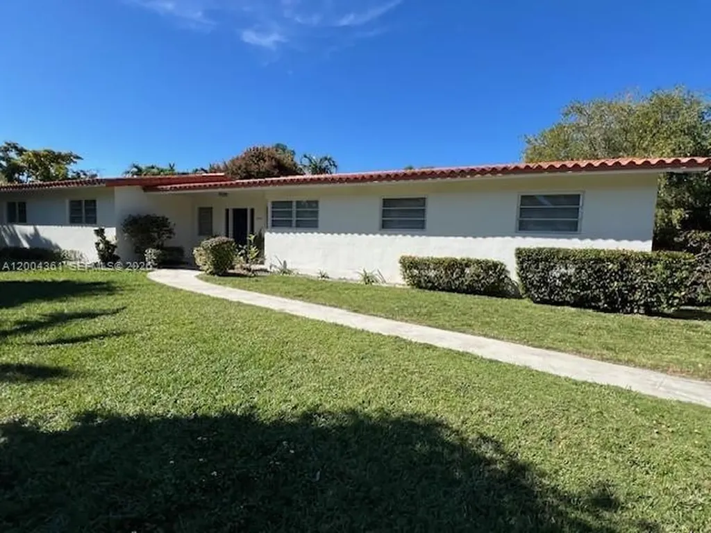 2500 SW 58th Avenue Miami FL 33155