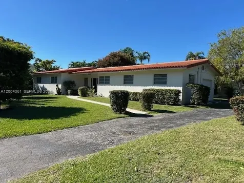 2500 SW 58th Avenue Miami FL 33155