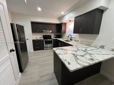 2500 SW 58th Avenue Miami FL 33155