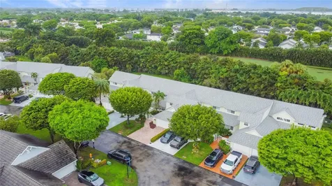 9929 NW 49th Terrace Doral FL 33178