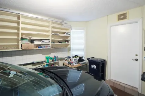 9929 NW 49th Terrace Doral FL 33178