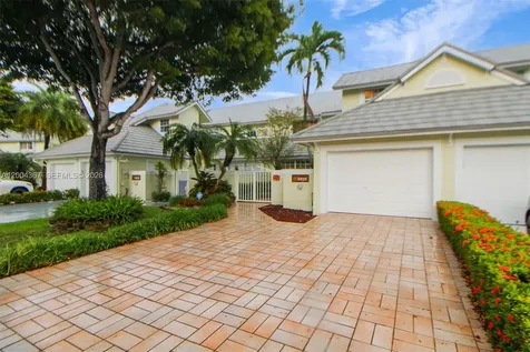 9929 NW 49th Terrace Doral FL 33178