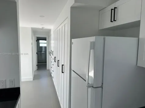 360 Meridian Avenue Miami Beach FL 33139