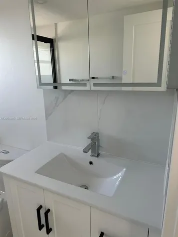360 Meridian Avenue Miami Beach FL 33139