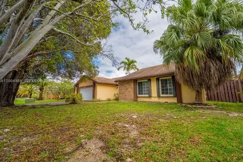 5501 SW 147th Place Miami FL 33185