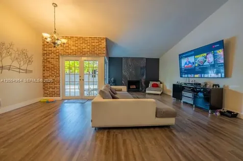 5501 SW 147th Place Miami FL 33185