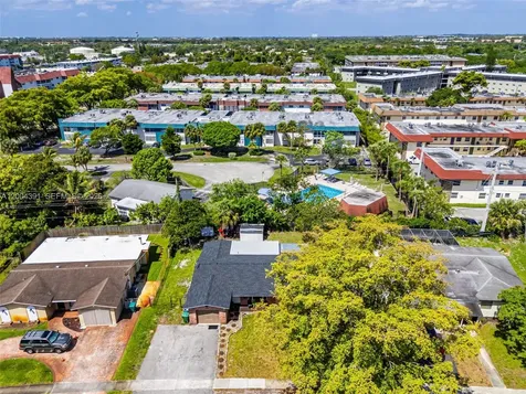 2321 NW 47th Avenue Lauderhill FL 33313