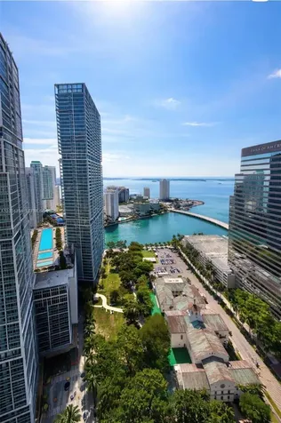 Miami FL 33131