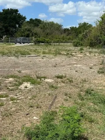 755 N Hacienda Clewiston FL 33440