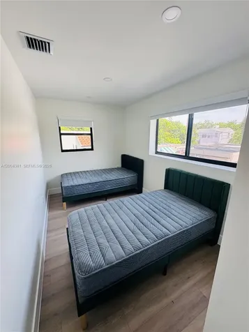 905 SW 13th Court Miami FL 33135