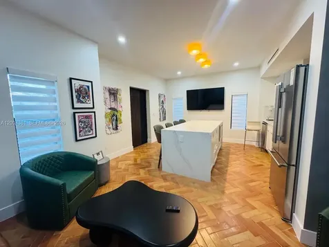 905 SW 13th Court Miami FL 33135