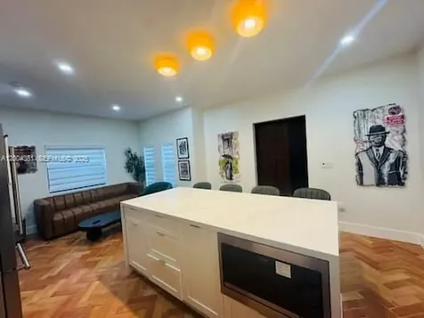 905 SW 13th Court Miami FL 33135