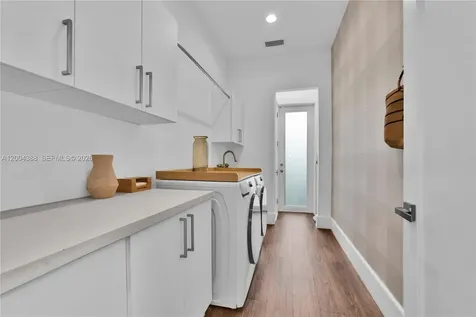 918 Santiago Street Coral Gables FL 33134