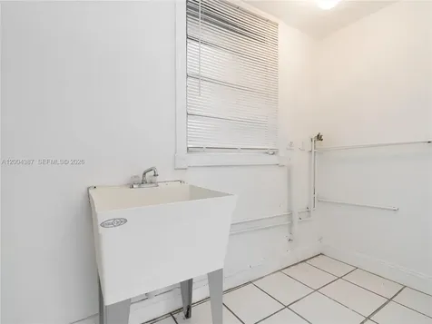1125 NE 10th Avenue Fort Lauderdale FL 33304
