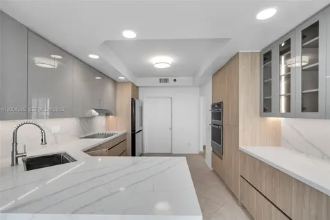 21150 E Point Place Aventura FL 33180