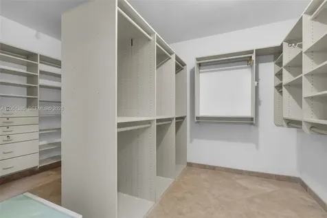 21150 E Point Place Aventura FL 33180