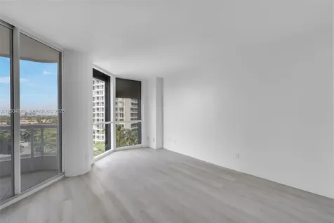 21150 E Point Place Aventura FL 33180