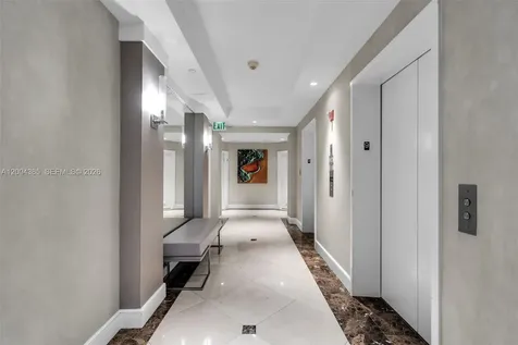 21150 E Point Place Aventura FL 33180