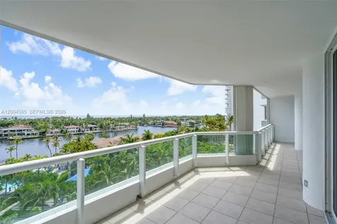 21150 E Point Place Aventura FL 33180