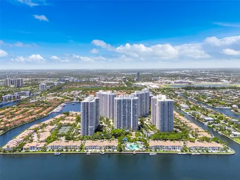 21150 E Point Place Aventura FL 33180