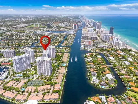 21150 E Point Place Aventura FL 33180
