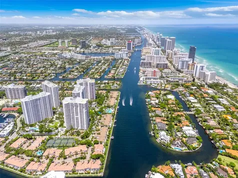 21150 E Point Place Aventura FL 33180