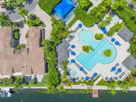 21150 E Point Place Aventura FL 33180