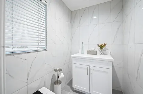 765 Bayside Lane Weston FL 33326