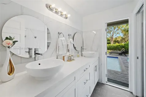 765 Bayside Lane Weston FL 33326