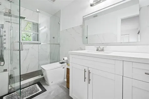 765 Bayside Lane Weston FL 33326